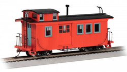 Bachmann USA Wood Side-Door Caboose Painted Unlettered Red (Green Window Trim) On30 26703