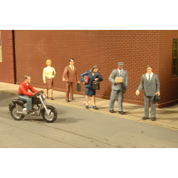 Bachmann USA City People With Motorcycle (7/Pack) HO Gauge 33101