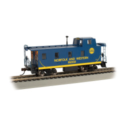 Bachmann USA Streamlined Caboose with Offset Cupola Norfolk Western #562832 HO 14003