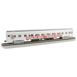 Bachmann USA Ringling Bros. and Barnum & Bailey 85' Smooth-Side Coach With Lights HO 14210