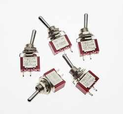 Expo Tools Pack Of 5 On/Off Switches A28010.