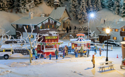 Faller Christmas Market Kiosks (2) Kit 134001 HO Gauge
