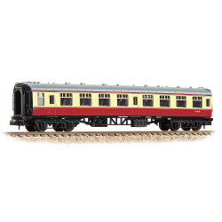 Graham Farish 374-060E BR Mk1 SK Second Corridor BR Crimson & Cream N Gauge