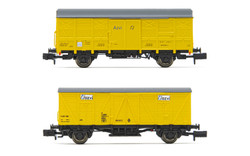 Arnold HN6517 AZVI, 2-unit pack 2-axle closed wagon J2 + J3, yellow livery, period V-VI N Gauge