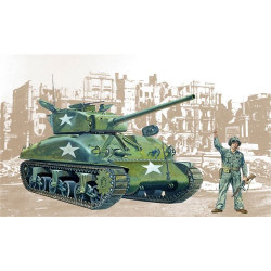ITALERI Sherman Tank 225 1:35 Military Vehicle Model Kit