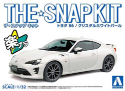 Aoshima 05418 Toyota 86 (Crystal White Pearl) Snap Together 1:32 Model Kit