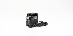 Herpa MB Actros Gigsapace Edition 3 Rigid Tractor Unit Black HA315852-002 HO