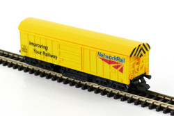 Gaugemaster Network Rail Track Cleaning Wagon N Gauge GM2420101