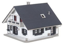 Faller Renovated Detached House Building Kit HO Gauge 130640