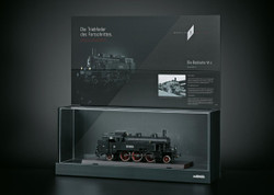 Marklin Presentation Display Case for BR75 Locomotive MN341064 1 Gauge