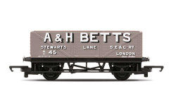 Hornby Railroad R60049 PO, A & H Betts, Plank Wagon - Era 2