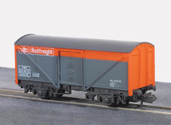 PECO NR-12R Railfreight Van N Gauge