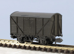 PECO KNR-43 Standard Box Van N Gauge