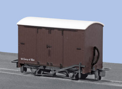 PECO GR-221U Box Van Unlettered Brown OO9 Gauge