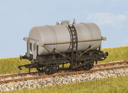 Parkside PC91 Parkside OO - 4-Wheel Milk Tank Wagon Kit HO/OO Gauge