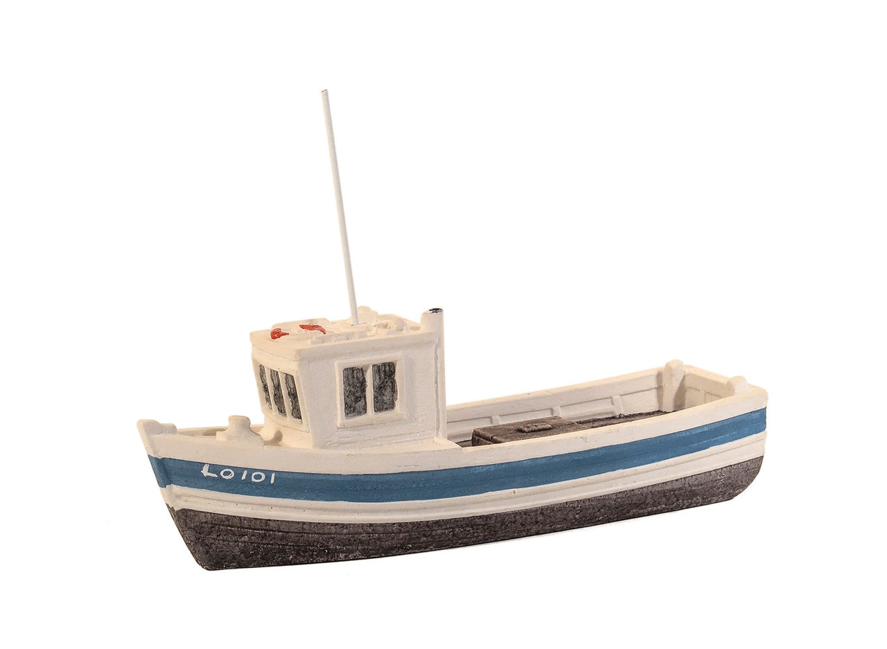 Harburn Hamlet QS411 Small Fishing Boat Forward Wheelhouse HO/OO