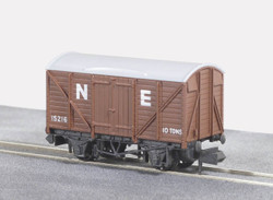 PECO NR-43E Box Van N Gauge
