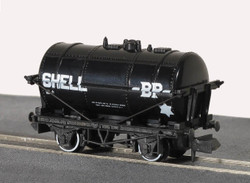 PECO NR-P160 Shell/BP Petrol Tank Wagon N Gauge
