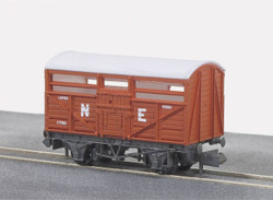 PECO NR-45E Cattle Wagon N Gauge