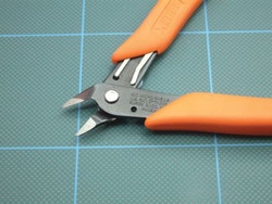 Xuron Micro-Shear Ultra Flush Cutter Shear