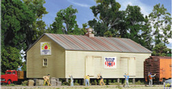Walthers Cornerstone Storage Shed on Pilings Building Kit HO Gauge WH933-3529
