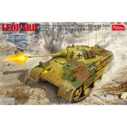 Amusing Hobby 35A004 Leopard VK16.02 Recon Tank 1:35 Model Kit