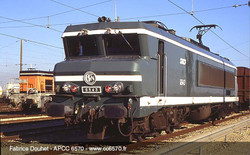Jouef HJ2426S  SNCF CC6543 Green Electric Locomotive IV (DCC-Sound) HO