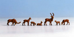 Noch 45730 Deer (7) Figure Set TT Scale