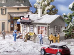 Vollmer 42418 Model Railway Shop with Snow Kit HO