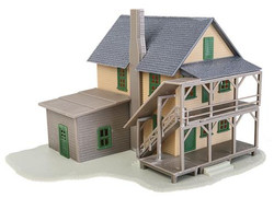 Walthers Trainline 931-914 Rooming House Kit HO