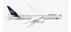 Herpa Wings 572033 Boeing 787-9 Dreamliner Lufthansa D-ABPA Berlin (1:200)