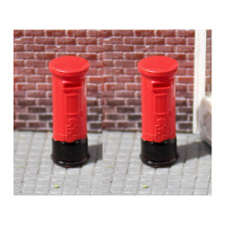 Gaugemaster GM462 Red Pillar Boxes (2) - Pre-made & Pre-coloured OO Gauge Scenics