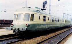 Jouef SNCF RGP 1 Diesel Railcar & Trailer IV HO Gauge HJ2462