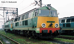 Piko Expert PKP SU45 Diesel Locomotive V (DCC-Sound) HO Gauge PK96315