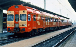 Electrotren RENFE 444 Red/Yellow 3 Car EMU IV (DCC-Sound) HO Gauge HE2020S