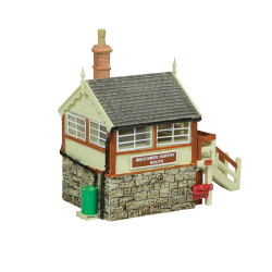 Scenecraft 42-0100C Midsomer Norton Signal Box Chocolate and Cream