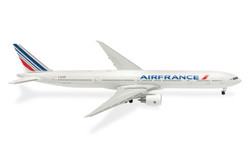 Herpa Boeing 777-300ER Air France F-GZNF Dunkerque (1:500) 1:500 HA535618-001