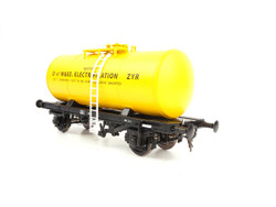 Heljan 1017  35t B Tank Wagon BR Departmental Yellow O Gauge