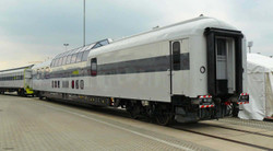 Rivarossi HR4323 Railadventure Dome Coach VI HO