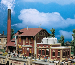 Vollmer 45609 Brewery with Internal Boilerhouse Kit HO