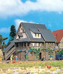 Vollmer 49547 Wine Store Kit Z Scale