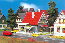 Vollmer 49572 Adlerstrasse 4 House Kit Z Scale