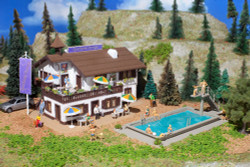 Vollmer 47667 Sport and Wellness Hotel Kit N Gauge