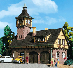 Vollmer 43756 Village Lodge with Tower Kit HO