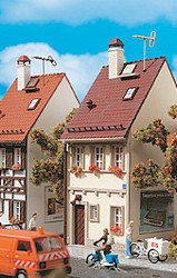 Vollmer 43670 Bahnhofstrasse 11 House Kit HO