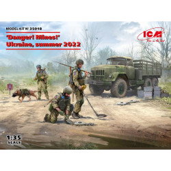ICM 35018 Danger! Mines! Ukraine Summer 2022 1:35 Model Kit