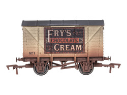 Dapol Ventilated Van Frys Chocolate Cream No.1 Weathered OO Gauge
