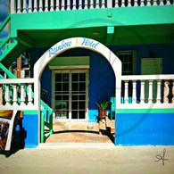 Caye Caulker Rainbow Hotel