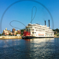 American Queen and Buildings