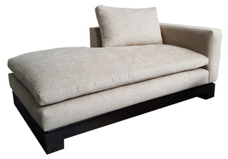 5417 Brookhurst Chaise